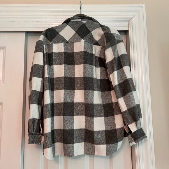 Bb Dakota grey/white shacket NWT retail - Picture 5 of 6